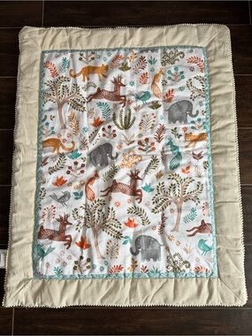 Levtex Baby Jungalo Natural Animal Jungle Safari Nursery Crib Quilt Blanket NWOT